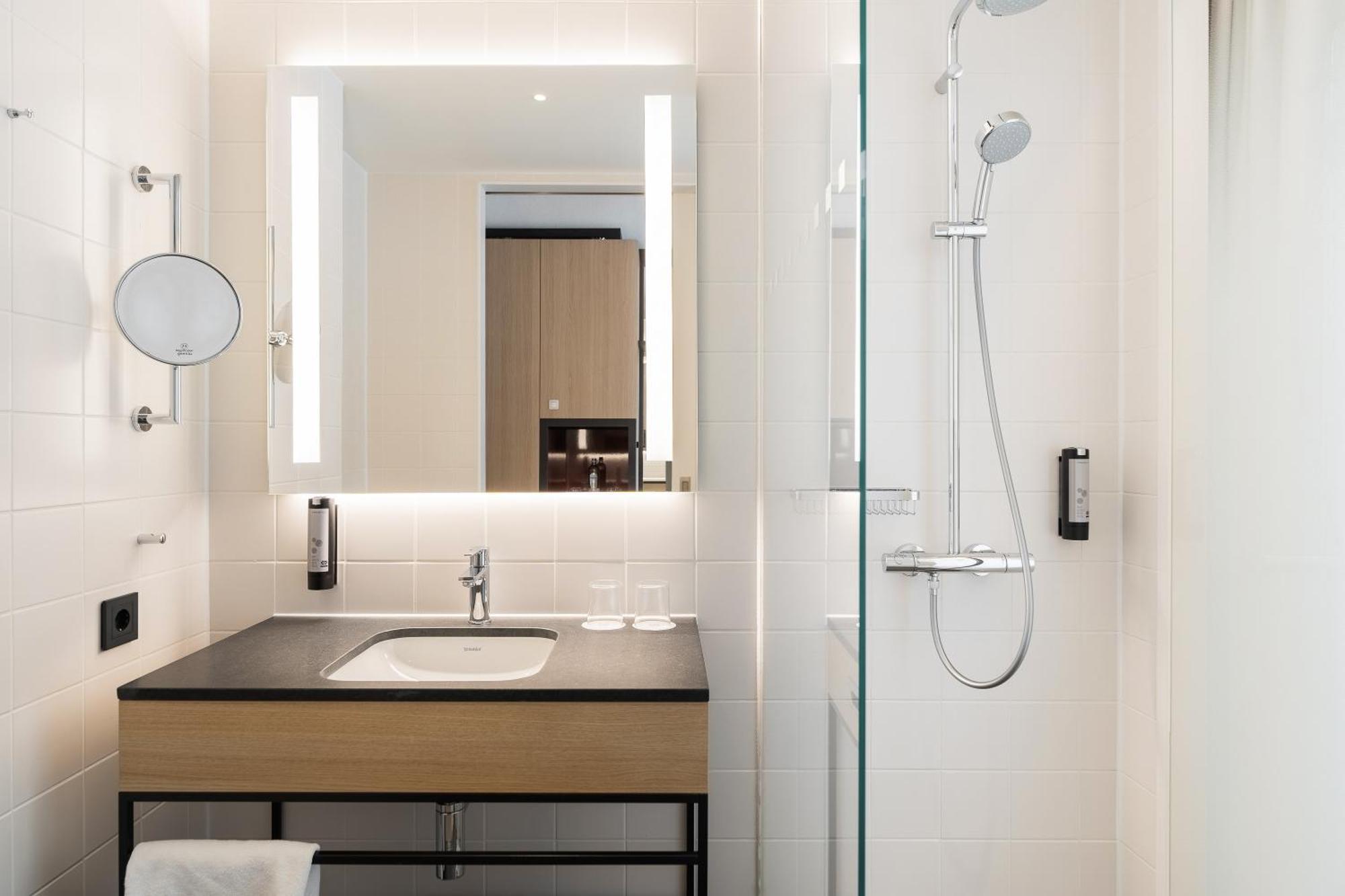 Intercityhotel Breda Luaran gambar