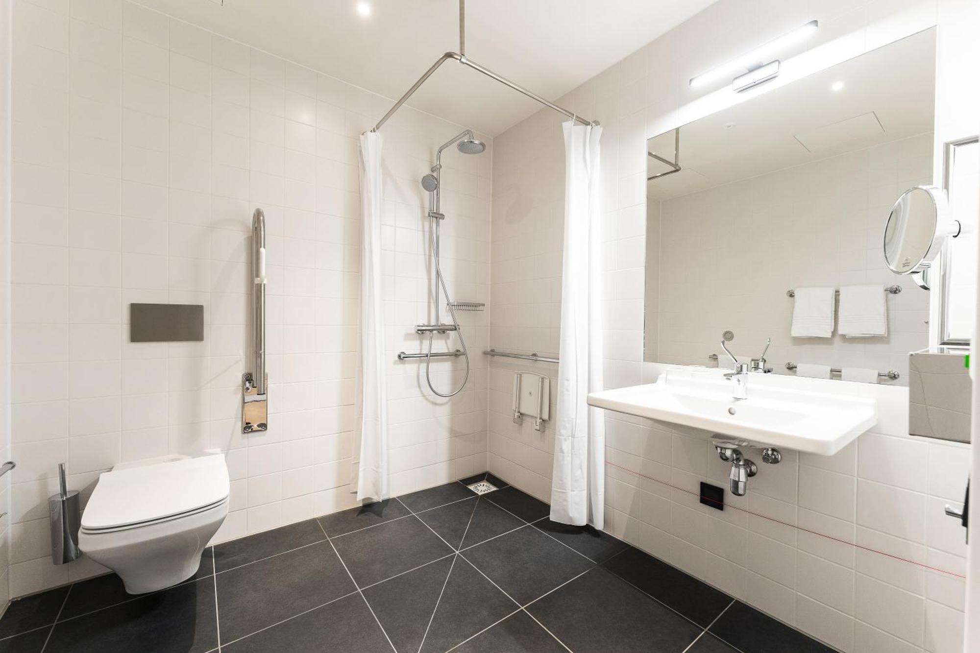 Intercityhotel Breda Luaran gambar